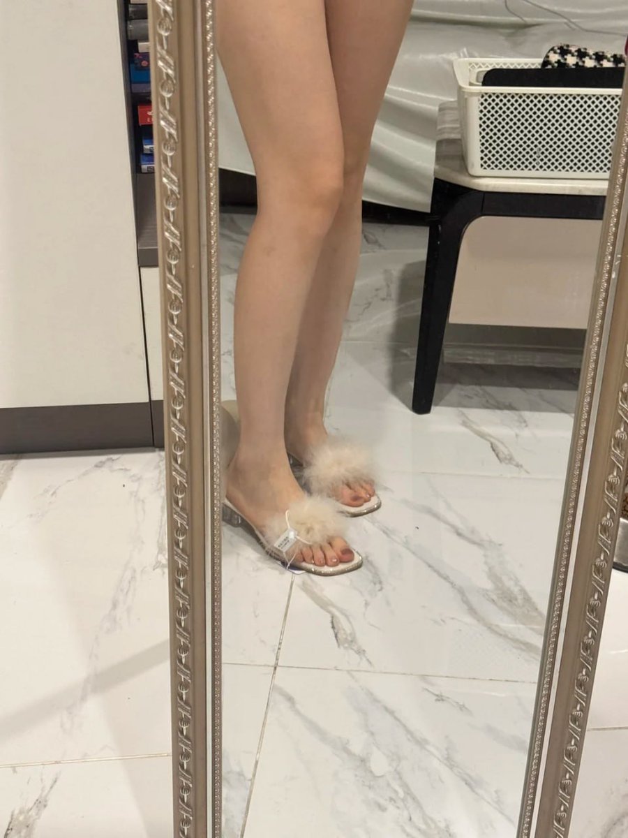 mmx____0's tweet photo. 30多岁的我你还会喜欢吗？ https://t.co/gPNA8RyQOA