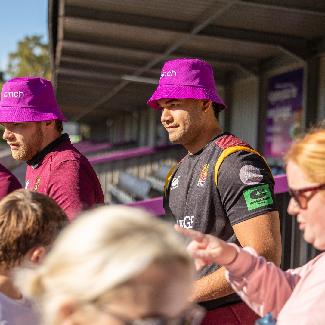 AmpthillRufc's tweet photo. Community Rugby X @cinchuk 💜
Some of the best from Sunday's @cinchuk launch with over 200 junior and mini players joined by @cinchuk ambassadors Fin Smith and Tommy Freeman as well as some of our first team MOB 🤝
#cinchit #ampthill #community #themob https://t.co/O5TV1riOEO