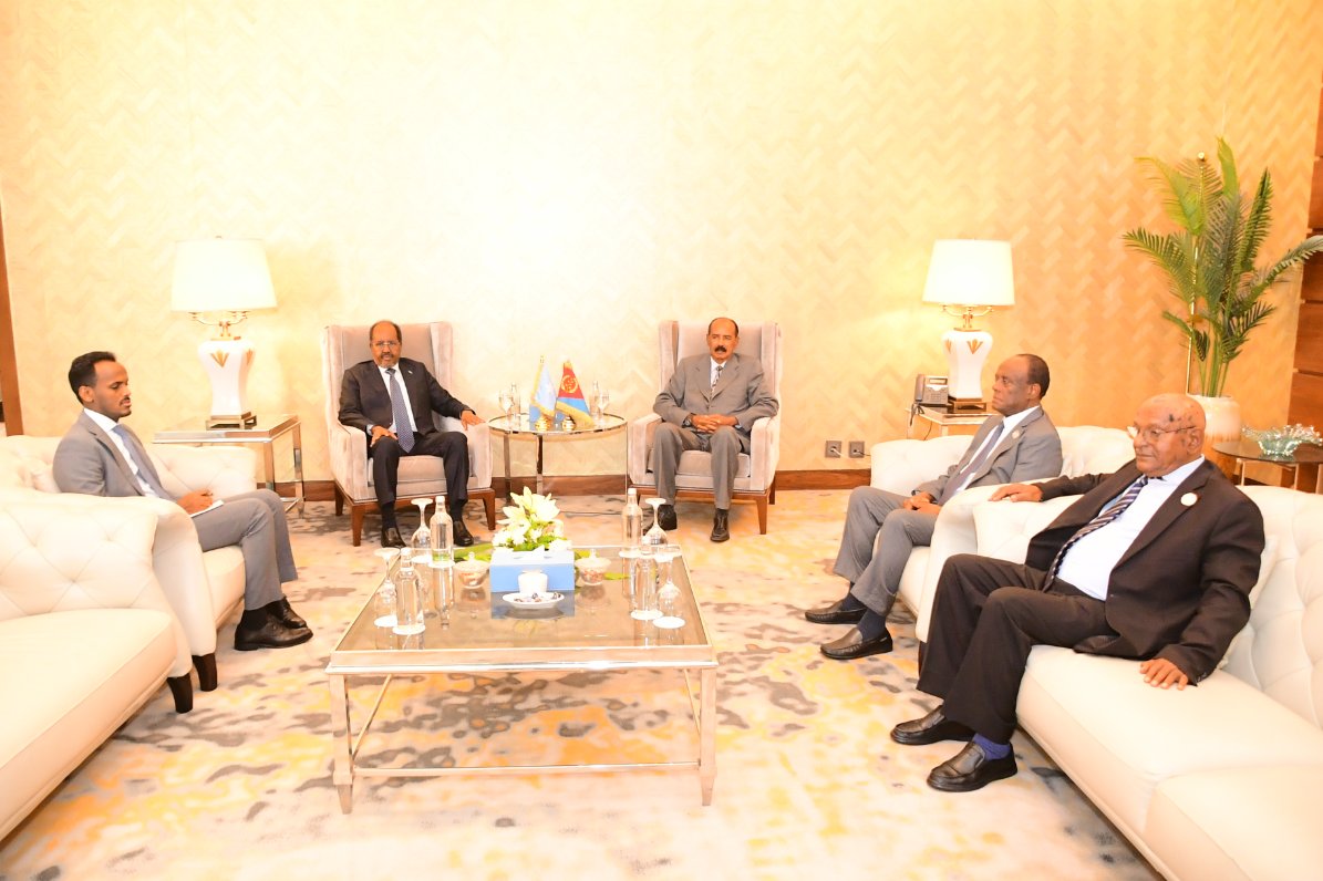 hawelti's tweet photo. President Isaias Afwerki met, in the mid-morning hours today in Alamien, with H.E. Hassan Sheikh Mohamud, the President of the Federal Republic of Somalia, for extensive talks on bilateral and other matters of vital importance to both countries.  

The two Heads of State underlined the imperative of consolidating a conducive political climate that rejects external agendas of interreference so as to safeguard and guarantee the territorial integrity, stability, and peace of Somalia and the unity of its people.  

President Isaias further remarked that Federal governance architectures in Somalia and other countries in our region have often failed to meet the peoples' hopes and aspirations for unity and cohesion.  Political frameworks that polarize socio-economic, religious and ethnic differences to foment perennial crises and that encourage foreign interventions ought to be supplanted by citizenship-based governance architectures.  

President Hassan Sheikh Mohamud, for his part, conveyed his gratitude to President Isaias Afwerki and the Eritrean people for their firm stance and support to the Government and people of Somalia.
