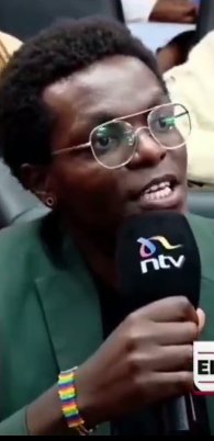 chimotooo's tweet photo. @WairimuMariam Uyu ni Gay he doesn't represent men https://t.co/CKfk5sWjBv