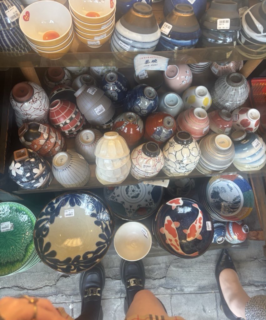amaiyumeno_02's tweet photo. 10/6-12開催の「かっぱ橋道具まつり」、器好きの方には天国なので是非🥒🫶
新品の素敵なお皿が50円とかでゲットできたりします🤍驚 https://t.co/0tp8gPPBar