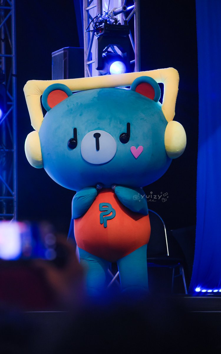 _yuizy_'s tweet photo. พี่เพิ่มเอาไมค์มาจากไหนคับ เต็มมือเยย  55555555

PERMPOON HAPPY FANIVAL D3

#GMMTVFANIVAL2026HappyFamily
#PERMPOON https://t.co/wwWUVqxDuj