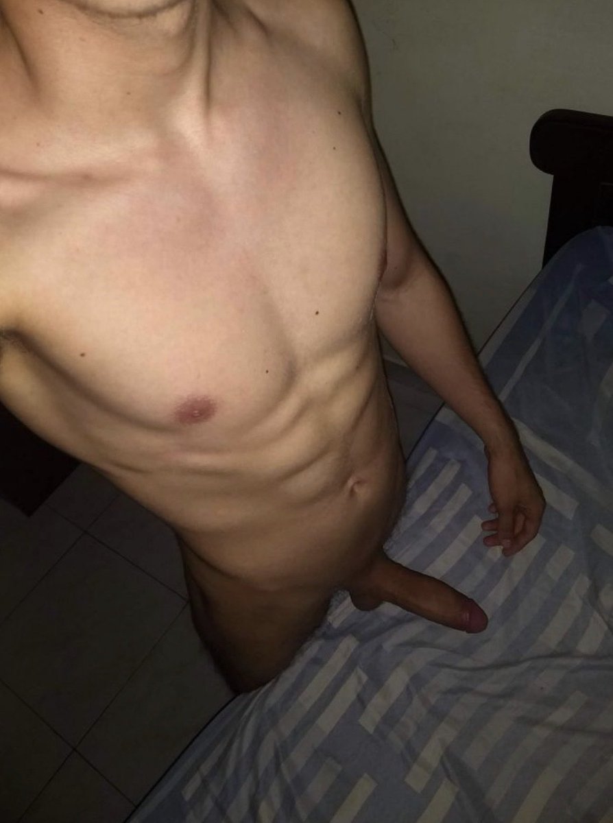 marcossfdzz_'s tweet photo. alguna para videollamada enseño todo?? https://t.co/dHny0GxkSW