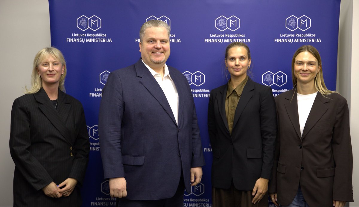 LithuaniaFinMin's tweet photo. 🇱🇹 More capital means more opportunities for growing businesses.

Finance Minister @Taurimas Valys met with Lithuania’s Venture Capital Association to discuss stronger capital markets and investment. In 2025, Lithuanian companies attracted €52M through 102 PE/VC deals. https://t.co/tBrkffvmAr