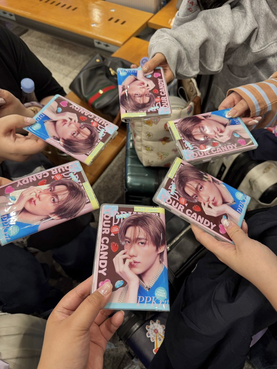 zhiaimoon's tweet photo. Support PP everywhere🐽🤍🥰
#ppkritt https://t.co/RXVAEbp2FL