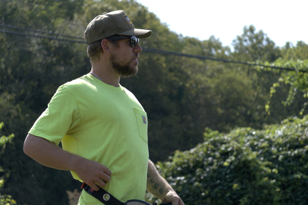 brushworksco's tweet photo. Controller on, eyes on the brush line.

Remote mulching in Ohio with the Brushworks crew.

Message us for a quote. #landclearing https://t.co/my3AjExR13