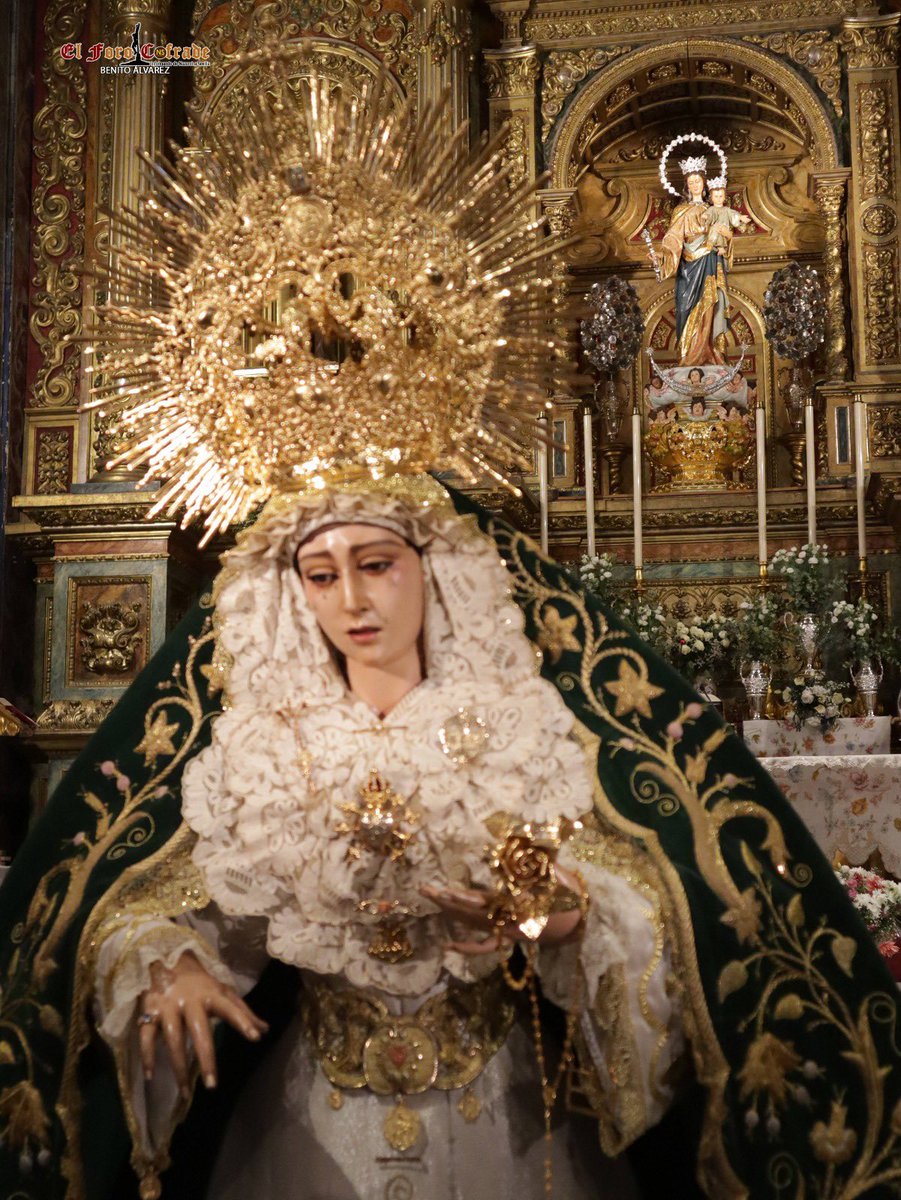 ElForoCofrade's tweet photo. BESAMANOS | A la Virgen de los Dolores

▪️ @HermandadSJO 
📸 @Benitomaa1 https://t.co/y3AVAmNZat