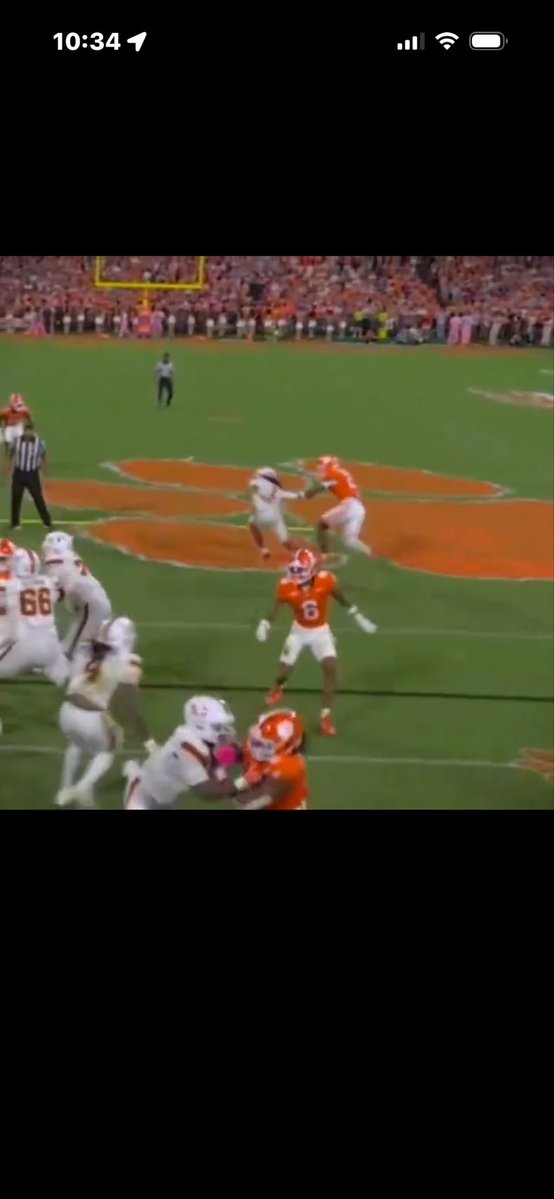 Giantkillerjr's tweet photo. Yall not going to tell me this boy was just sticky!! https://t.co/XWEst9gMCN