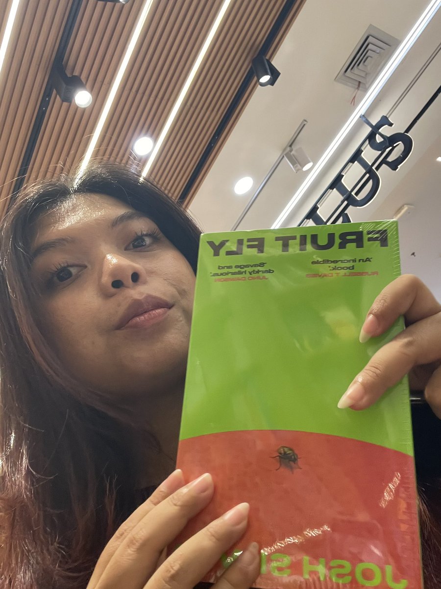 aleyshoo's tweet photo. serunya agenda sabtu minggu kemarin bersama pacarku, bisa nemenin dia beli wishlist book nya, bisa nongkrong tanpa hrs worry kita berdua dikejar kejar kerjaan, aahhh happy sekaliiih aku sayang, terimakasih yaaa 🥺❤️ https://t.co/dO1ywlPwV2