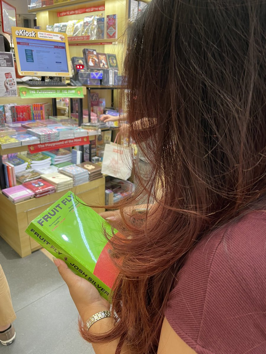 aleyshoo's tweet photo. serunya agenda sabtu minggu kemarin bersama pacarku, bisa nemenin dia beli wishlist book nya, bisa nongkrong tanpa hrs worry kita berdua dikejar kejar kerjaan, aahhh happy sekaliiih aku sayang, terimakasih yaaa 🥺❤️ https://t.co/dO1ywlPwV2