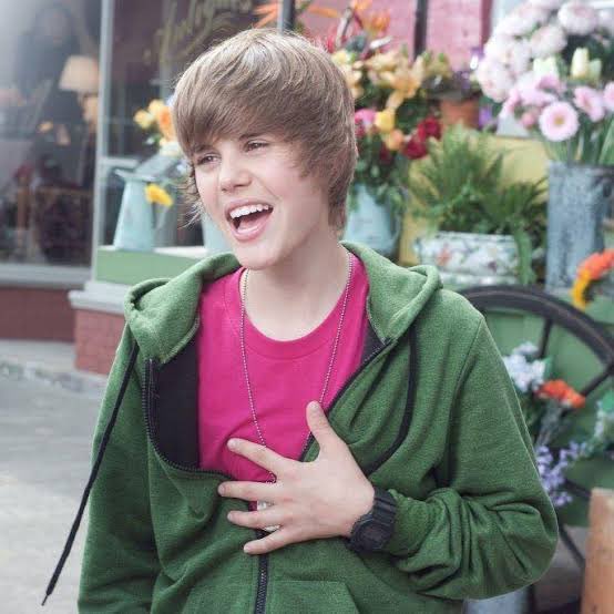 PopBase's tweet photo. 17 years ago today, Justin Bieber released ‘One Less Lonely Girl.’ https://t.co/kOm4wDSDJK