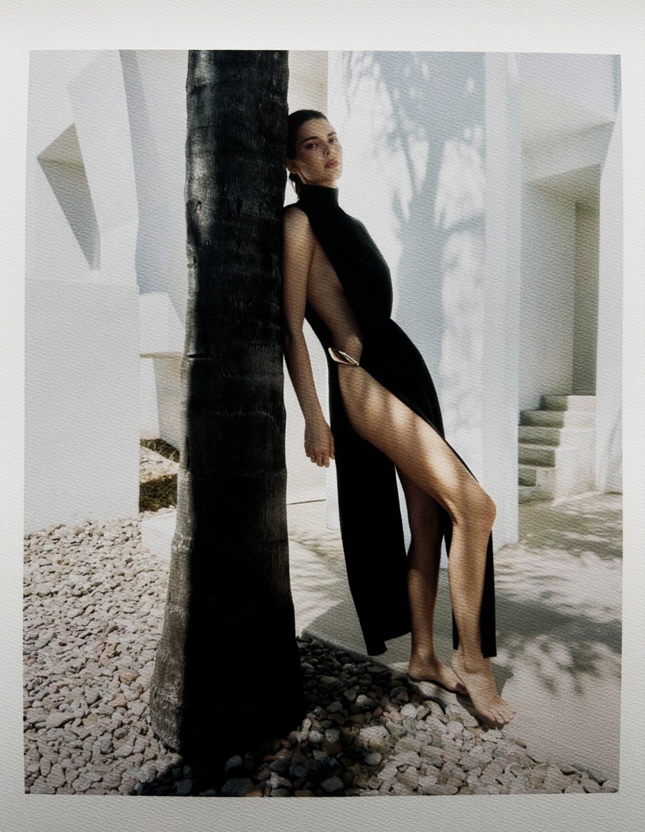 digitualdiary's tweet photo. 𝙺𝚄𝚆𝙺𝙰𝙻𝙸  ⟢  kali beaumont has entered the @REVOLVEMAG archive 𓂃 morgan pincher behind the lens!  ⌗california-coded᭪༊  she’s officially the 𓆩cover𓆪 girl for their 01. Issueᝰ. https://t.co/VR5EtI6fpH