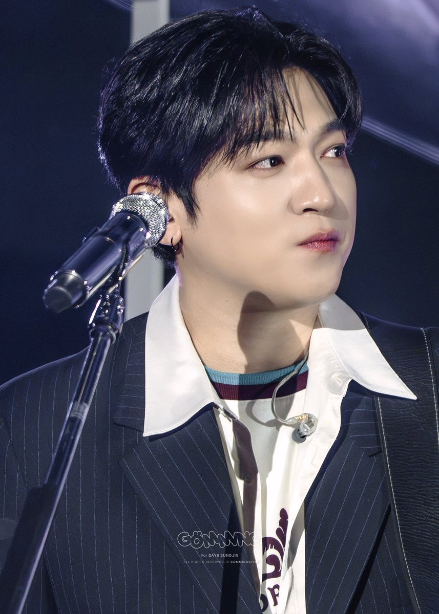 gomming0116's tweet photo. 261004 XMF 
❤️‍🔥❤️‍🔥❤️‍🔥
#성진 #SUNGJIN #DAY6 https://t.co/q9WLjfgkCu
