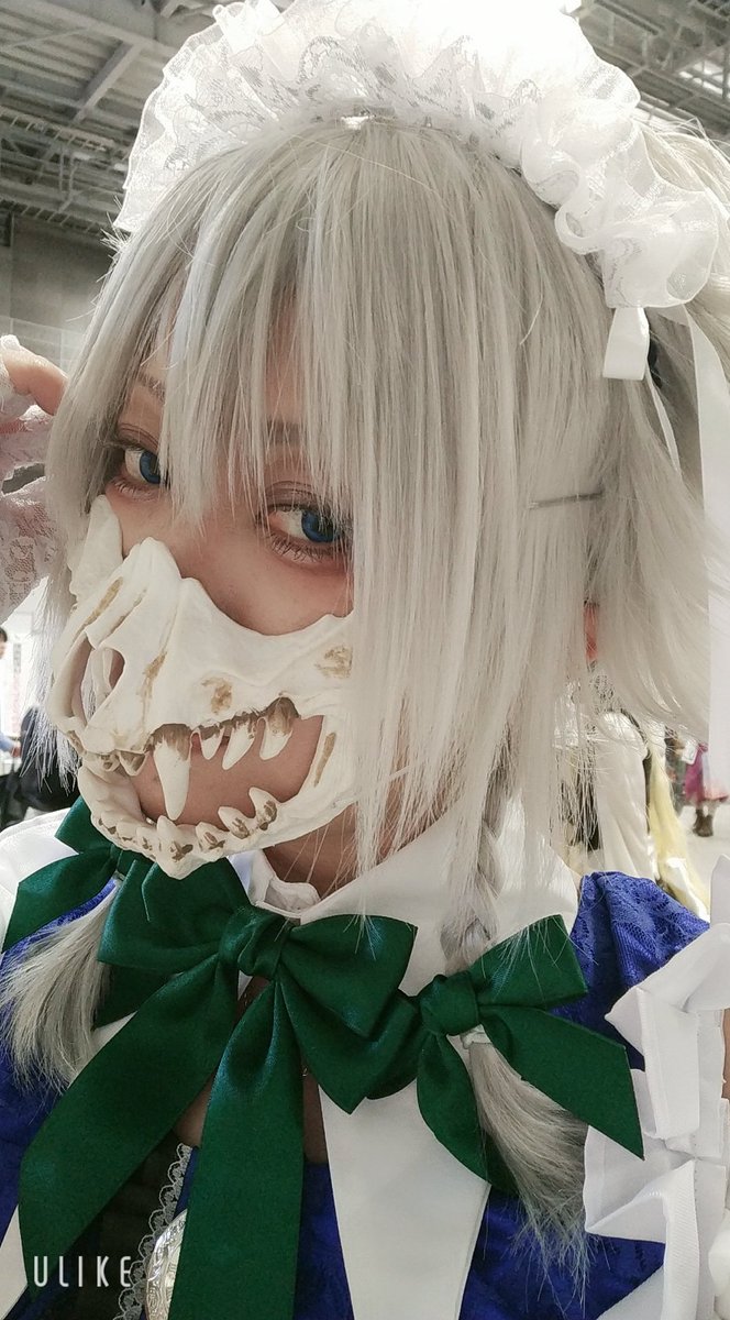 nosk211's tweet photo. 秋季例大祭お疲れ様でした！咲夜で参戦しておりました🐺
直筆色紙や額装買ってくださった方々に感謝…！また春にお会いしましょう✨

#秋季例大祭
#例大祭
#コスプレ https://t.co/XnggOguM16
