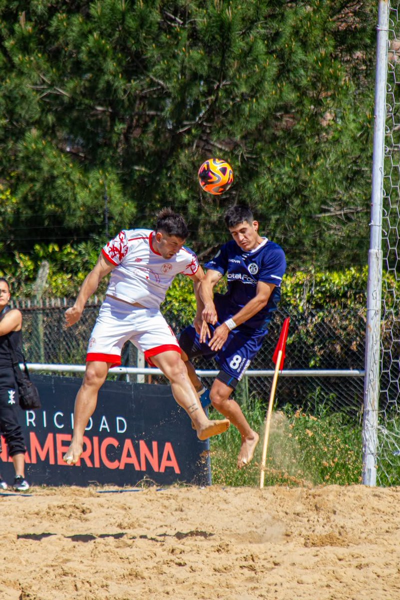 huracandeportes's tweet photo. #Huracán 🎈 #FútbolPlaya

🏝️ La Primera del Masculino del Globo venció 6-5 en tiempo extra a #Acasusso por la #Fecha16 del Torneo de @afa, en Acassuso https://t.co/QjO9bCoLek