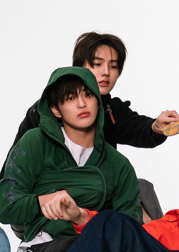 HyeonHoism's tweet photo. Josjis bgt moment hyeonkeon hari ini 😭😭 https://t.co/66Eq6bWQNK