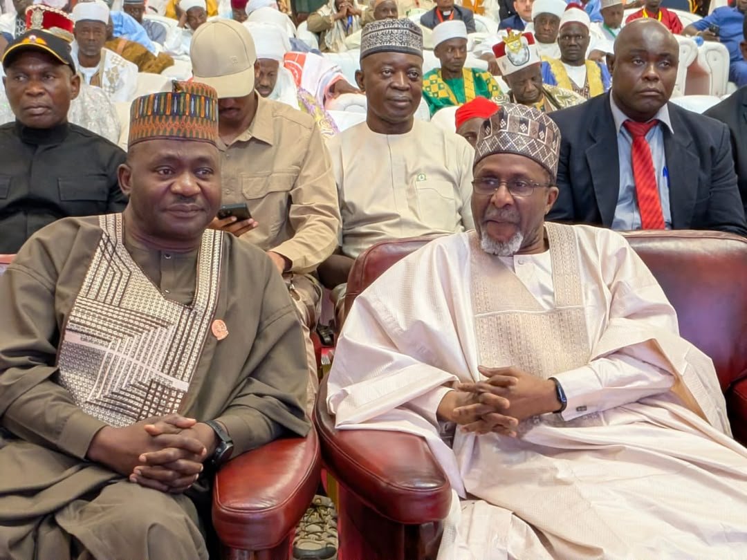 manasseh447's tweet photo. Kaduna Update: Governor Uba Sani @ubasanius is serving as the chief host at the ongoing special interfaith dialogue themed "Three Years of Impactful Co-existence and Inclusivity in Kaduna State: Unveiling the Secret." The program is taking place at the Abba Kyari Banquet Hall, Kaduna.

You can join live via: https://t.co/2kJtKTX0ze