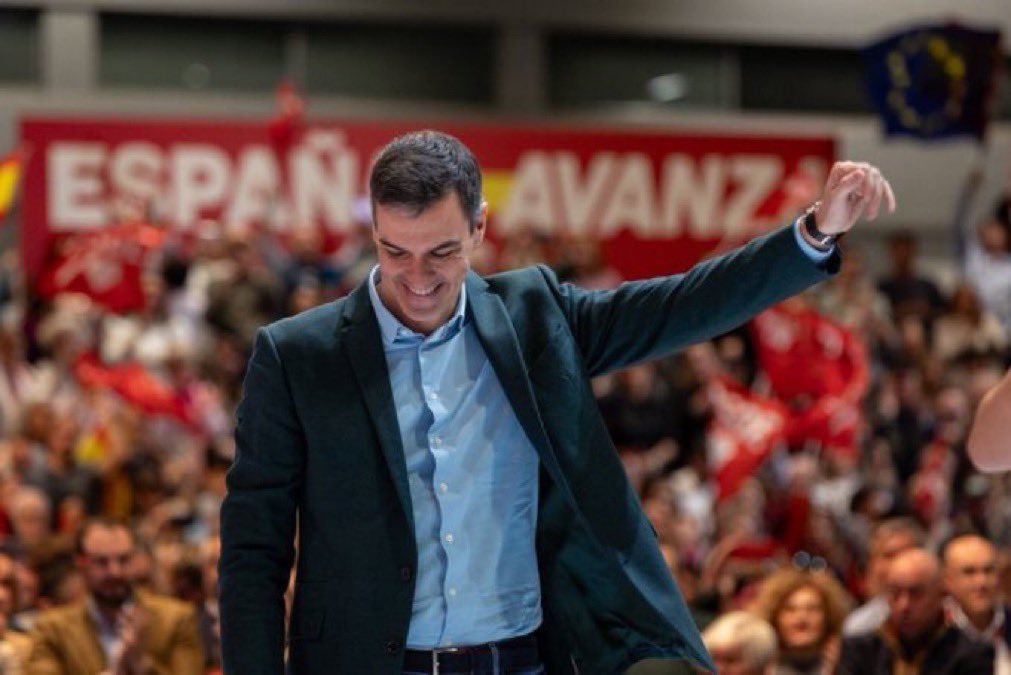 Anhgi_'s tweet photo. Vamos a darle al presidente los suficientes votos para que gobierne con tranquilidad y aplique las políticas necesarias para mejorar la vida de todos y todas. Se lo ha ganado con creces.
Go, Pedro! https://t.co/YRZl85F6Il