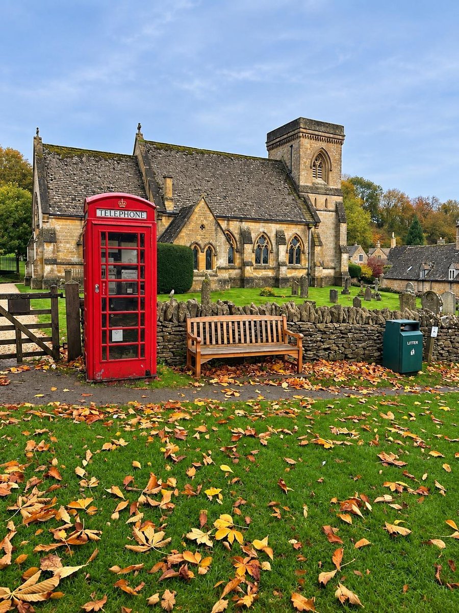 NaturalWorld515's tweet photo. Cotswold, England https://t.co/j1fGj1scRe