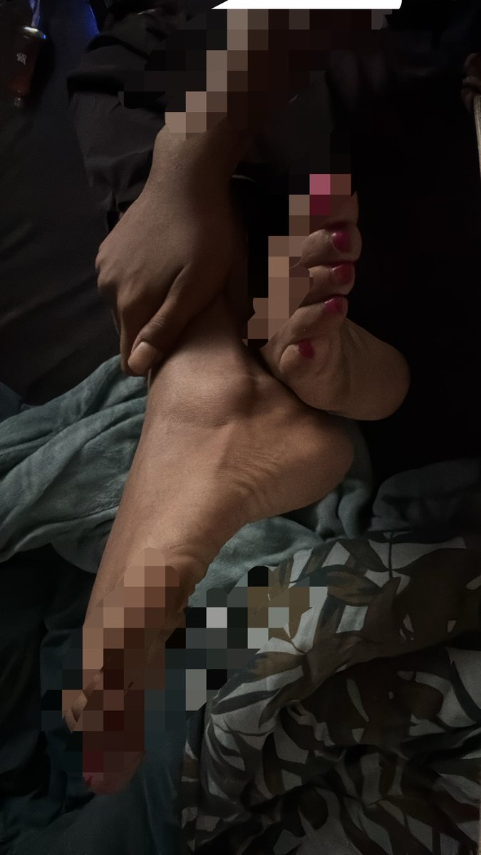HijbeQueen's tweet photo. Dispo slowdrain approche que je te montre la douceur du mal

#findomfeet #feetfetısh https://t.co/ueAiaaPv8I