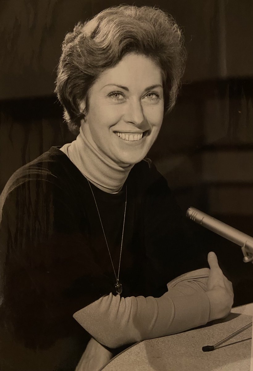 annabotting's tweet photo. Devastated to say we’ve lost our brilliant mother, Louise Botting, after a short illness.

A super smart trailblazer, from Radio 4’s Money Box, to the rare sight of a woman on the board of a FTSE 100 company, you were a pioneer of your era.  So so proud. Missing you so much xx https://t.co/FYp83o5FeN