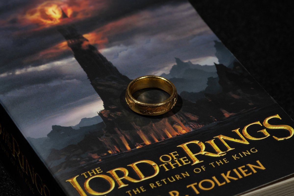 MandourLaw's tweet photo. On October 2, @MiddleearthEnts filed a trademark opposition against MYTHRIL TECHNOLOGIES, LLC claiming that it will be damaged by the registration of MYTHRIL, can be found here: https://t.co/71EULK2Yk3 #MiddleEarth #LOTR #Tolkien #HuntForGollum #TheHobbit #RingsofPower https://t.co/yuOHrJSwQE
