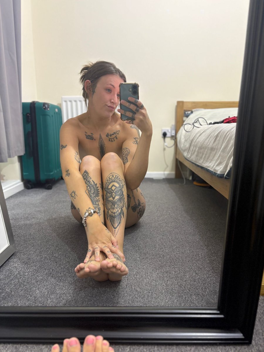 tattoosammi06's tweet photo. I know I’m covering the best bits… 
You know what to do if you want see more😜
#snapchat #onlyfans #girlswithtattoos #linkinbio https://t.co/EtzaXzMJlg