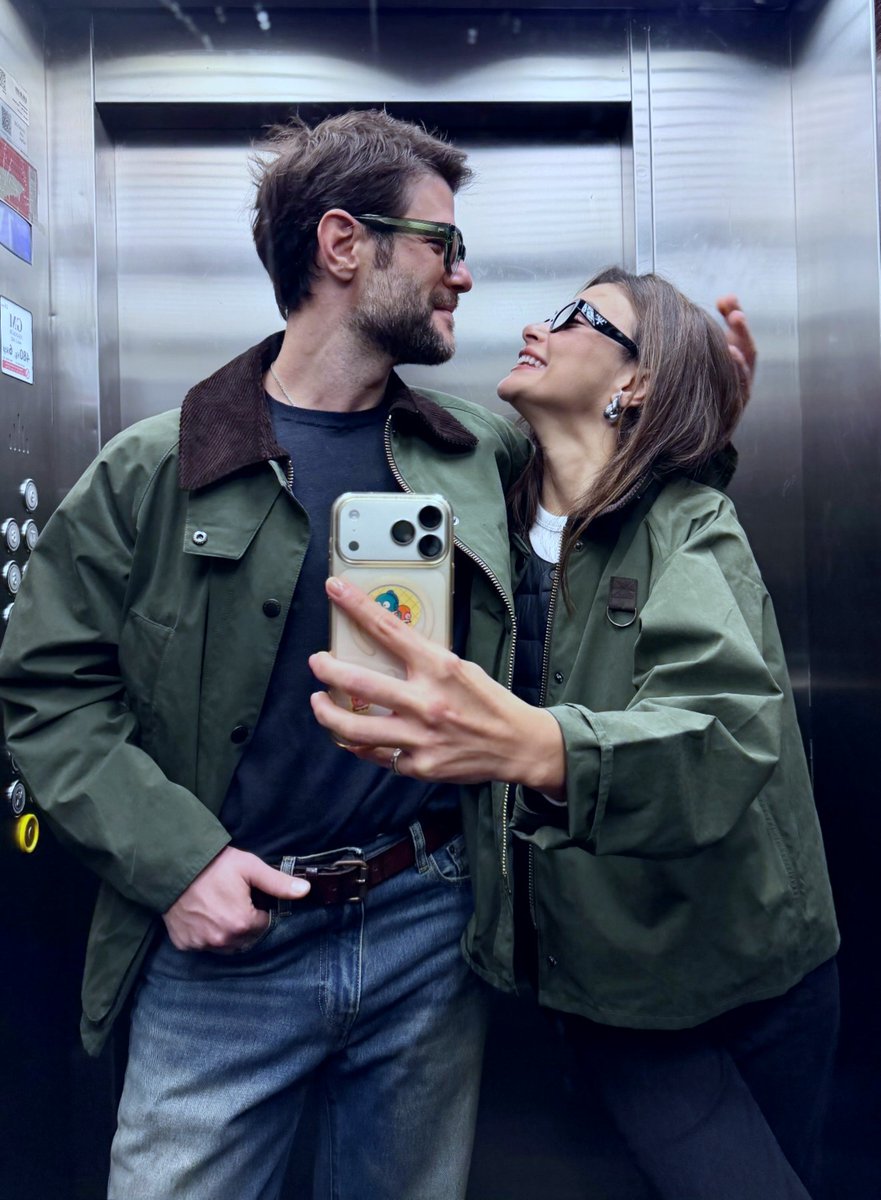 sinberkqd's tweet photo. Sinem sen sadece kraliçesin 💎🤍

çiftim dünyanın en güzeli 🥹❤️🧿

#SinemÜnsal #Berkcankat 

@berkcankat @sinem_unsal 🧿🧿🧿 https://t.co/P2XJgfX48R
