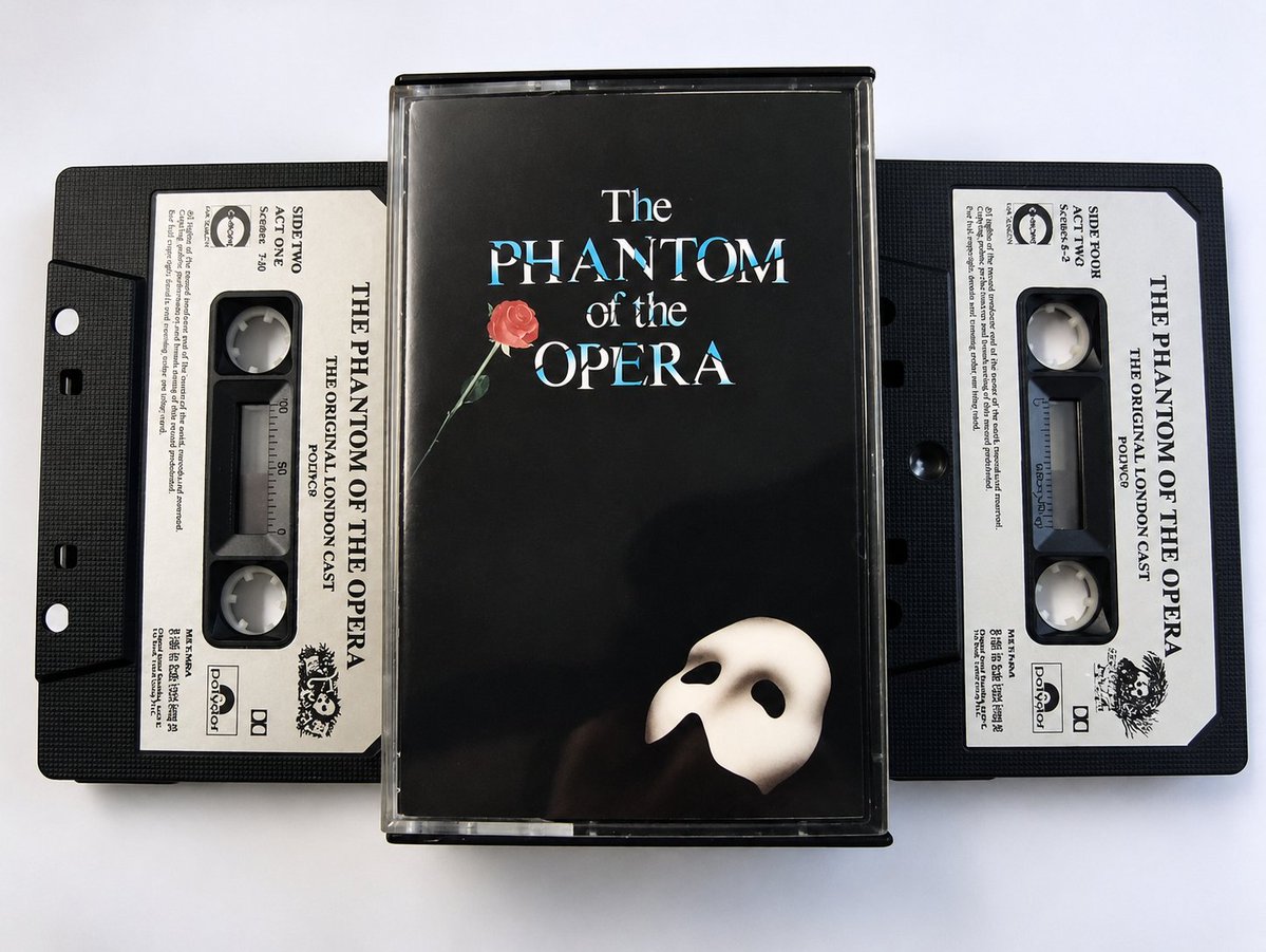 mrbryanjohn's tweet photo. Happy 40th @PhantomOpera - kicking off the week where it all began. 🇫🇷 #phantom40 https://t.co/NzXVFUjZgm