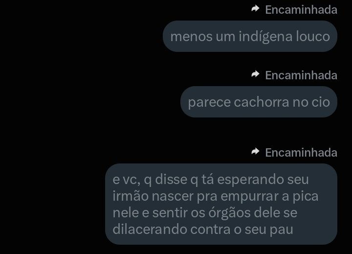 embrydx's tweet photo. ㅤㅤㅤㅤ ' Ela e o amigo dela, porém desativaram o bagulho dos prints pra não termos como provar que eles foram racistas, homofóbicos, e ainda tentaram dizer que eu falei que estupraria o meu irmão assim que ele nascesse. 'ㅤㅤ https://t.co/qLyREQzyxM