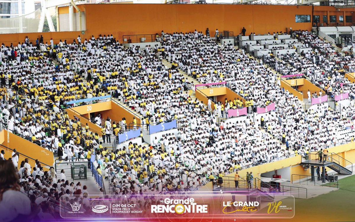 MohammedSanogo's tweet photo. La Grande Rencontre, c’était juste Wow ! 🔥 Je veux bénir le nom de Jesus pour ce puissant moment dans sa présence.
A LUI soit toute la gloire. 
#MohammedSanogo #Vasesdhonneur https://t.co/5Lhsar9Egx