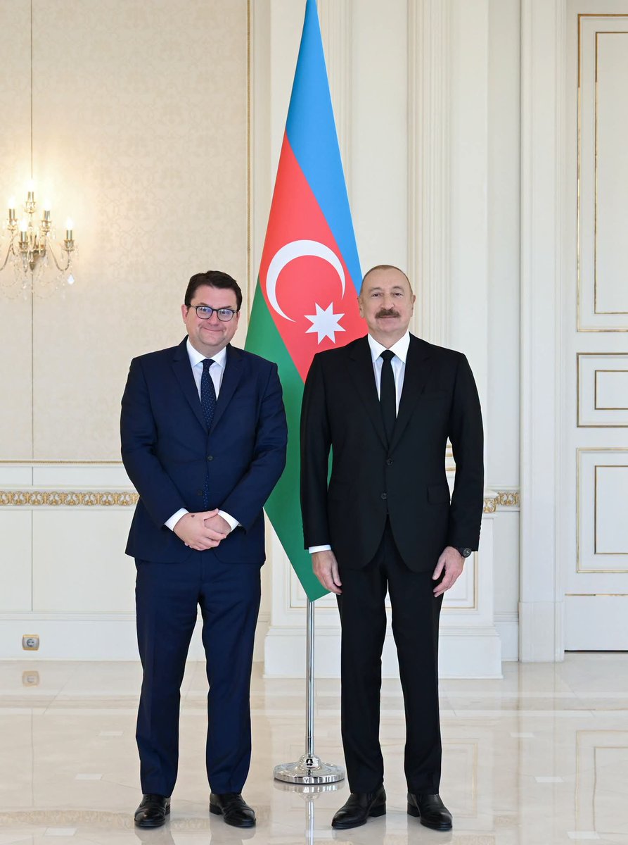YAP_1992's tweet photo. Azərbaycanla Avstriya arasında diplomatik münasibətlər qurulduqdan bəri qarşılıqlı hörmətə əsaslanan əlaqələrimiz inkişaf edir

Prezident İlham Əliyev Avstriyanın Azərbaycanda yeni təyin olunmuş səfirini qəbul edib.

https://t.co/1flRpMlgjy https://t.co/65iTWrDrpW