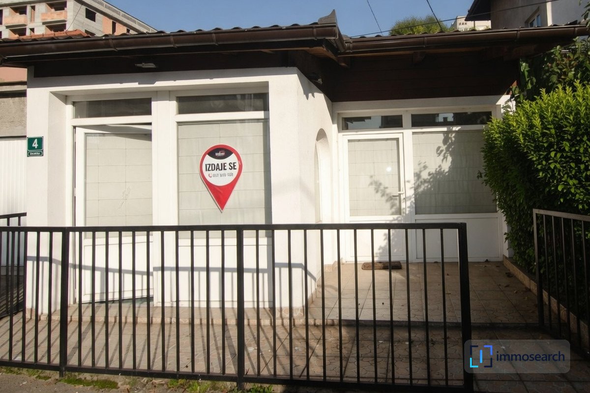 immosearch_eu's tweet photo. 40 m² Geschäftsraum im Erdgeschoss in der Fojnička-Straße, Dolac Malta, zu 550 BAM Miete – mit zwei Zimmern, WC und kleiner Teeküche, passend für Büro, Agentur, Praxis oder Handel.
Mehr erfahren: https://t.co/sdaywzMFw1
#NovoSarajevo #DolacMalta #Bueroflaeche #Miete https://t.co/Uda6RRmm5e
