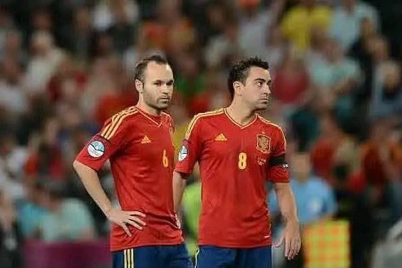 moses02477's tweet photo. Respect to Jude. He is class. He is not Xavi. He is not Iniesta. And he is certainly not both. One of them controlled the tempo of a generation. The other decided finals. 

You’re lucky this is the internet — you just dragged those two to prop up a player who hasn’t done half of what either of them did. Let the boy cook. Stop cooking the legends.