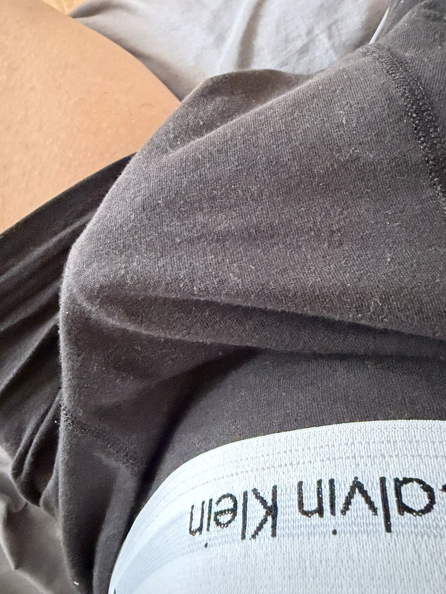pantslovehh's tweet photo. びんびん https://t.co/Aj64eq4WQr