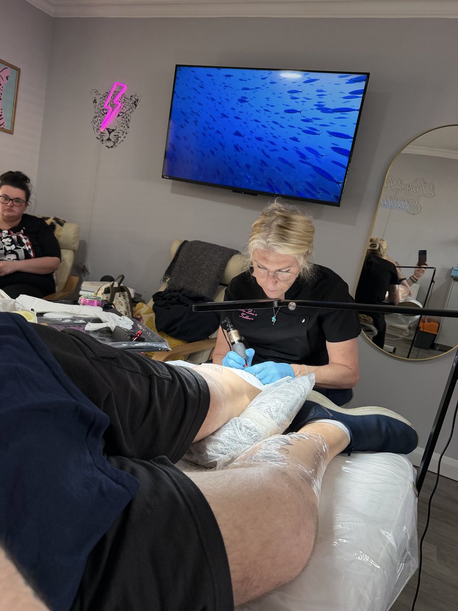cookieadz's tweet photo. Oioi Here we go ink time @Shasamuels https://t.co/b2tmrURgll