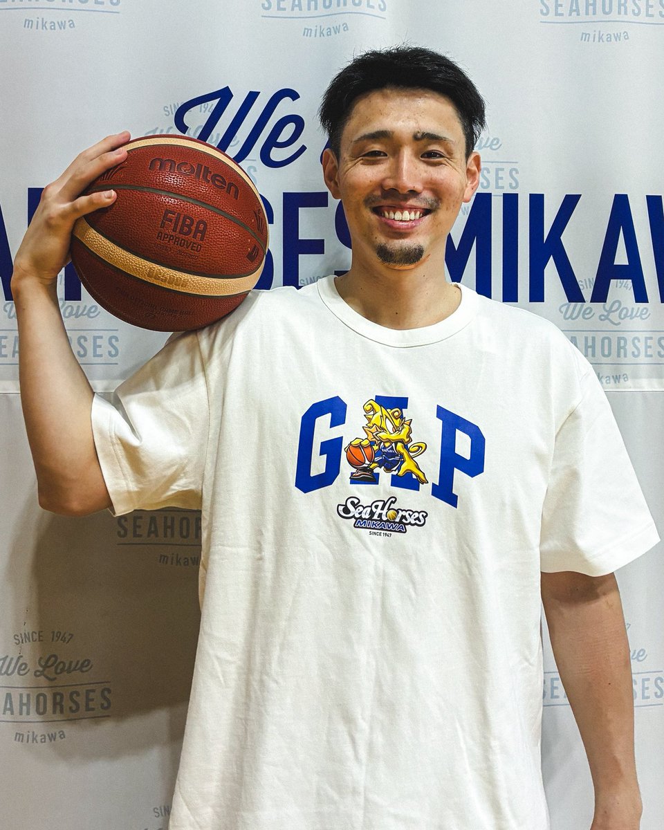 go_seahorses's tweet photo. 「シーホース三河×Gap限定コラボレーションアイテム」

選手たちが着用した様子もお届け📸

#Gap
#シーホース三河 #ZABOOM https://t.co/sherYkXBQr