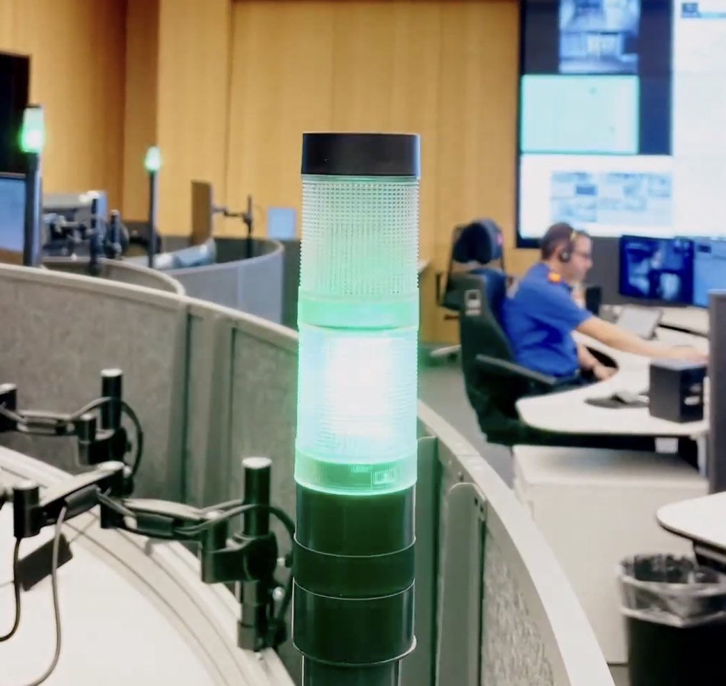 AVSGroupAG's tweet photo. We create clever #grid #soc #occ #mcc #controlroom workplaces with avs #intellicontrol & #intelliscreen #askus solutions #SmartCity #cybersecurity #futureworkspace #monitoring #Military #traffic #grid #collaboration #ILS #ergonomie #design #AVpro #cyber #KI #Police ZH https://t.co/HAL0V5jzhW