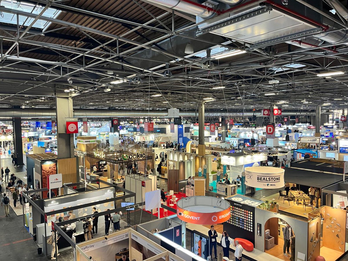 UFILive's tweet photo. 👀 Behind the scenes at Paris Expo Porte de Versailles with the UFI Operations &amp; Services Working Group! 🇫🇷

🤝 A big thank you to Viparis for welcoming us, and to RX France for organising the visit to the Paris Builders Show!

#ufi #Ops #ParisBuildersShow #Viparis https://t.co/yuA2l9p00q