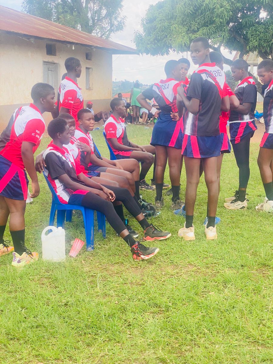 TravoltorU's tweet photo. 🏆 HISTORY MADE !!!

St. Jerome SS Ndama, Rukungiri are the 1st ever Western Region Netball League Champions 2026!

6 Games | 5 Wins | 1 Loss | 10 Points

Congratulations Champions! 🏐🔥

#NetballUganda #WesternRegionLeague
#StJeromeSS https://t.co/86FiaflaOq
