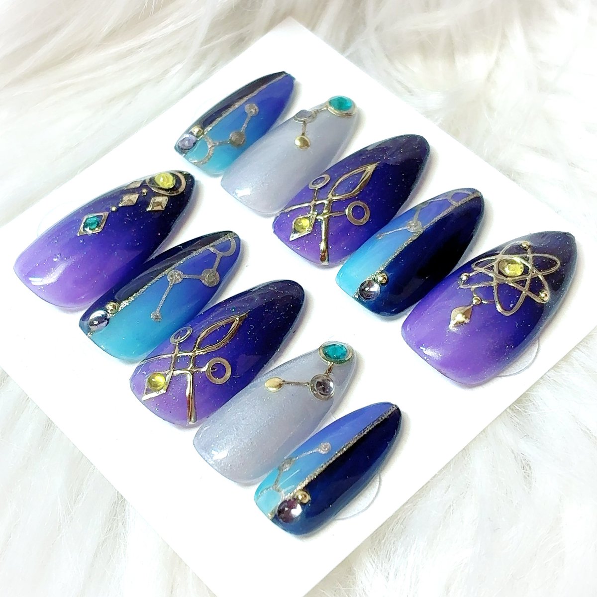 korisNail's tweet photo. 原神(Genshin)モチーフネイル💅
🆕新作🆕

【ミティヤ(Mitya: 米提亚)】イメージ

#痛ネイル　#キャラネイル　#原神ネイル
#概念ネイル　#原神 https://t.co/hkRTe6Xwp5