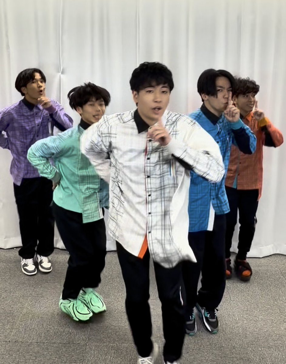 RAB_ESPICE's tweet photo. パジャマパーティーズのうた踊ってみた　

パ・パ・パ・パジャマ〜🎶が頭から離れなくて無限ループしてる…
ちいかわたちのダンス、なんでこんなにクセになっちゃうの〜ッ！？🥺🌱

#ちいかわ　#パジャマパーティーズ
https://t.co/JluLy15cf3 https://t.co/sQublS7yCV