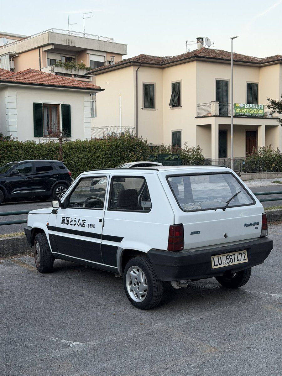 Fedebando33's tweet photo. The Italian Initial D 😂 #InitialD #頭文字D #InitialDFan #InitialDAnime
#Eurobeat #Touge #Drift #MountAkina #JDM #JDMCulture https://t.co/FcekaaIBfP