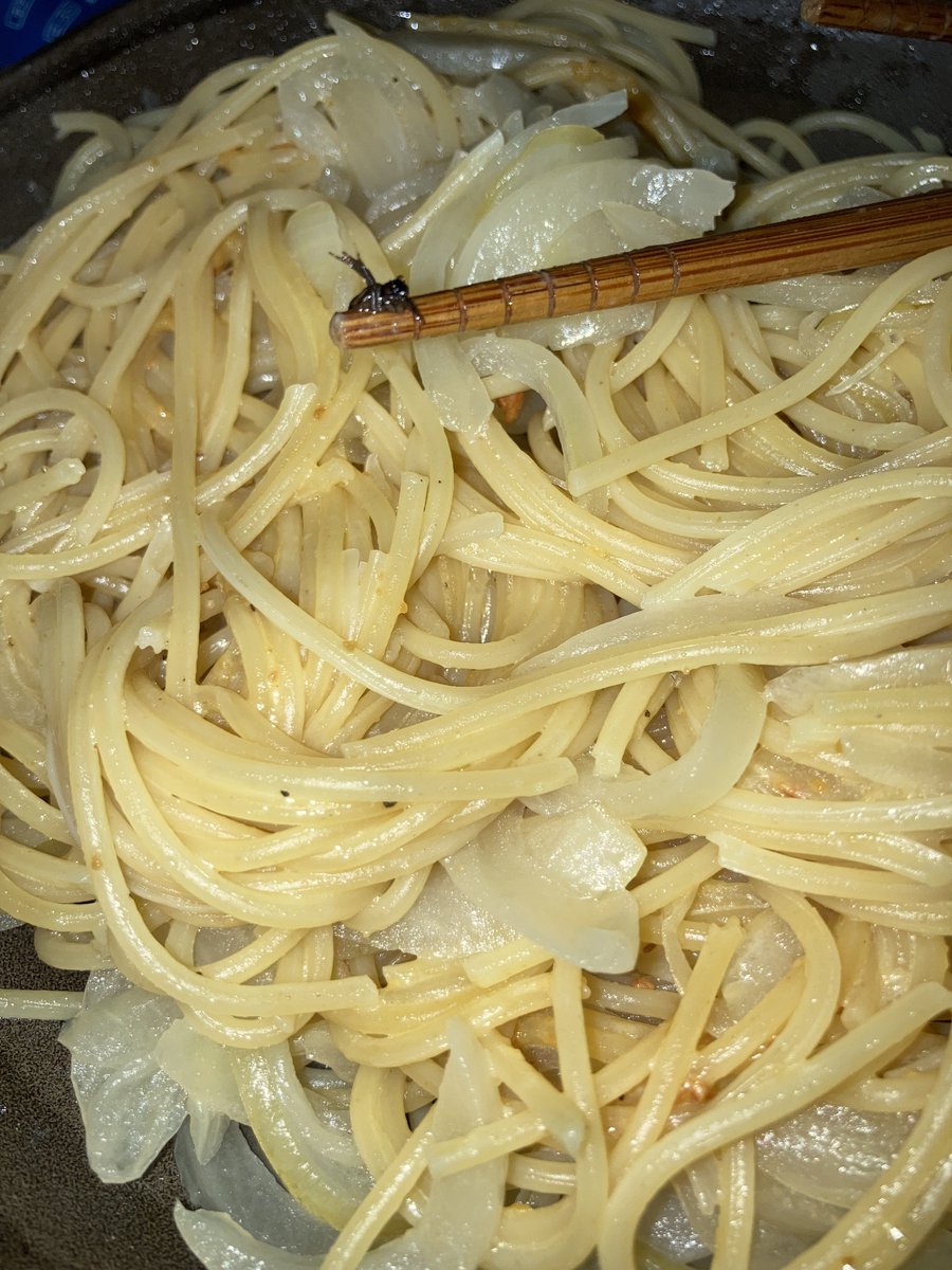 lamler_xq2's tweet photo. ワイの夜ご飯が😢 https://t.co/k0LEQNQy7G