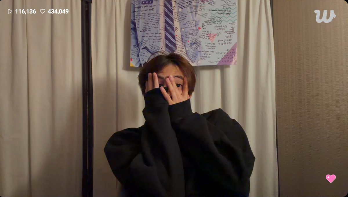 ddoikawa's tweet photo. today is such a dohooniful day... anyways ive finished my finals for this semester before going for internship 🥹🩷 https://t.co/orQSh0mcN0