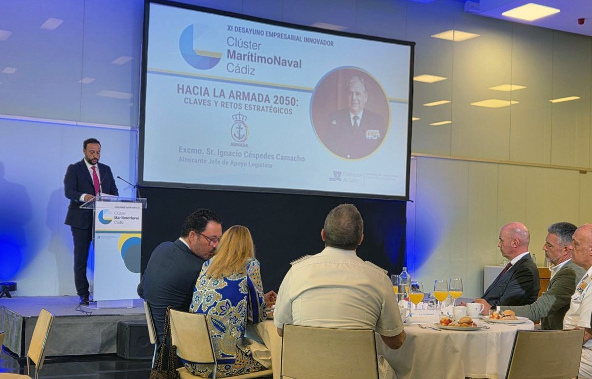 CATECTechCenter's tweet photo. ⚓ El desayuno se ha celebrado bajo el título ‘Hacia la Armada 2050: claves y retos estratégicos’, y a él ha asistido nuestro CEO, Joaquín Rodríguez, junto a representantes de otras empresas, instituciones y profesionales del sector y de otros como la #innovación o la #industria. https://t.co/90RB2tJOg5