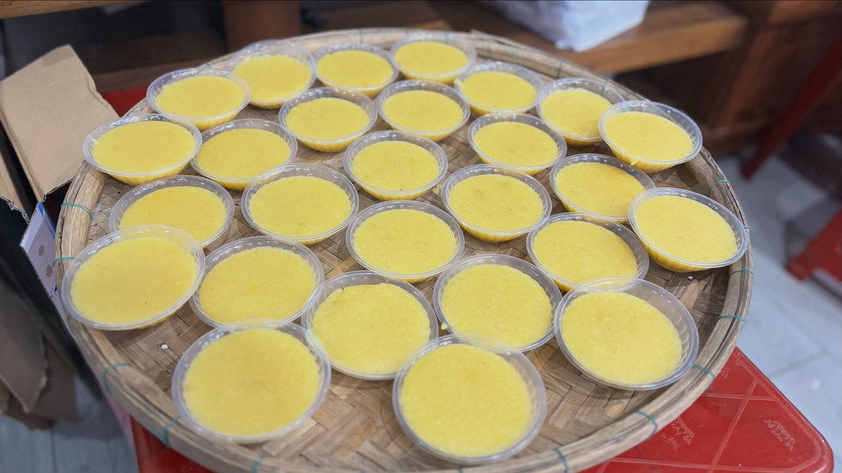 caqlademr's tweet photo. Every region in Vietnam has its own flavours. In Hoi An, the best are often the simplest: family recipes, tiny street stalls, and dishes locals have loved for generations. https://t.co/Mg0aUGCLDO