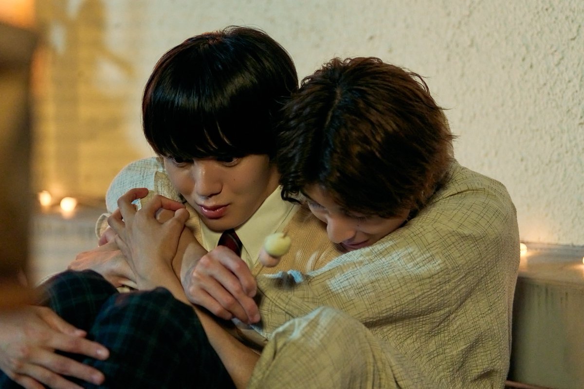 dramaDiVEP_ytv's tweet photo. ★★陽キャ集団にいる芹沢は、
　　　俺の前だと様子がおかしい★★

/／
第𝟗話ご視聴いただき
ありがとうございました！🩵
\＼

次回の放送もお見逃しなく！

そしてスペシャルゲスト✨
 #杢代和人 さん(#原因は自分にある。)
にご出演いただきました！💚

『こうちゃん…⁉️』

杢代さんありがとうございました！🙇🏻‍♀️

❖━━━━━━━━━━━━━━❖
👇🏻まだご覧になっていない方は
　  TVerにて見逃し配信中！🏫
 https://t.co/WD5N0nRhkx
❖━━━━━━━━━━━━━━❖

#小泉光咲(#原因は自分にある。) #四坂亮翔

読売テレビ ドラマDiVE枠
毎週月曜 深夜1時29分～

#PopularSerizawaActsWeirdAroundMe