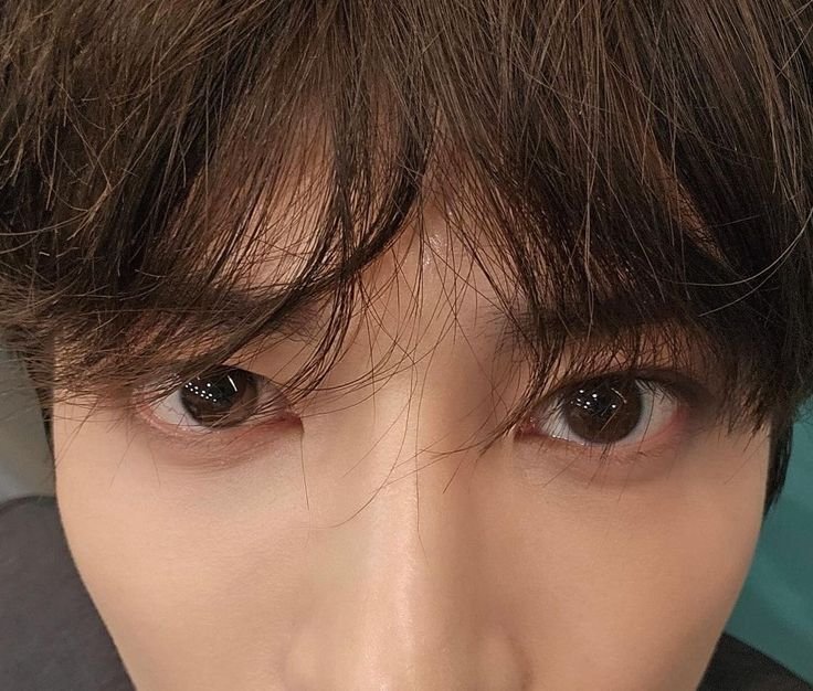 jellybunnnii's tweet photo. the category is taehyun eyes 🌠 https://t.co/M136x3udU4