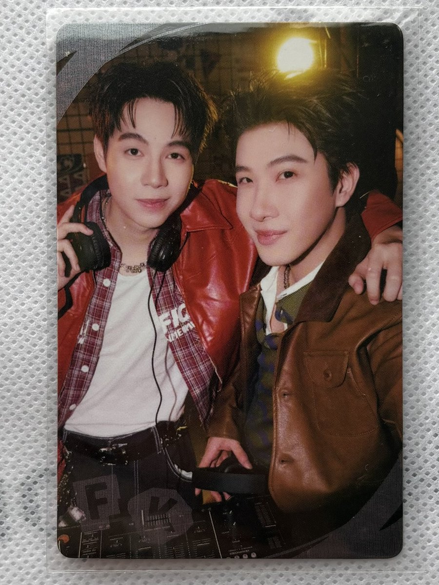 MikeyLutz's tweet photo. WTS FEEL FAN FUN PARTY 

FirstKhaotung Secret PC — 1,200฿

Meetup only: weekend Siam / weekday BTS Pu Chao.

นัดรับเท่านั้น: เสาร์-อาทิตย์ สยาม / วันธรรมดา BTS ปู่เจ้า

#FFFPartyConcert2026 #FirstKhaotung #เฟิร์สข้าวตัง #Firstkanaphan #khaotungg #ตลาดนัดเฟิร์สข้าวตัง #GMMTV https://t.co/bBB8u3t2CC